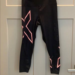 2XU compression tights